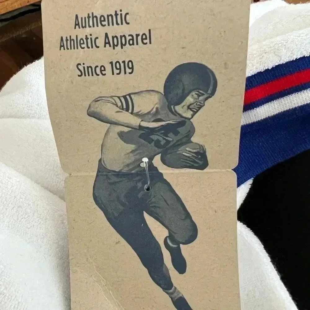 Champion retro look, soft terry mens shirt. Size: S - Picture 13 of 13